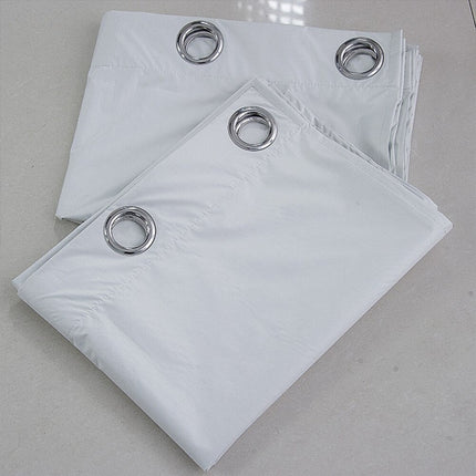 Hvit vannavstøtende utendørsgardin