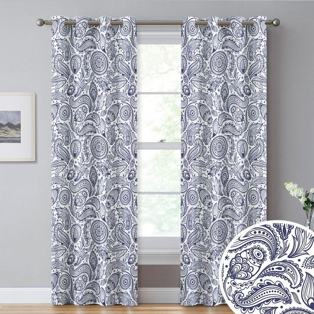 Dekorativ gardin med grått paisleymønster