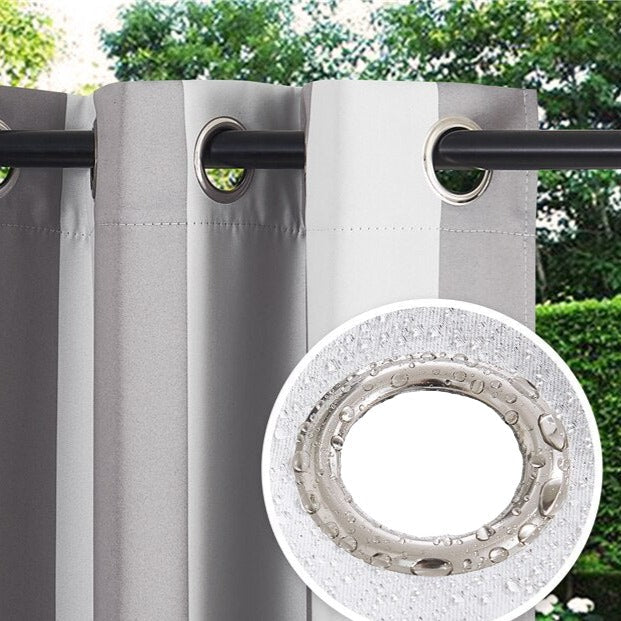 Stripete utegardin for balkong og terrasse