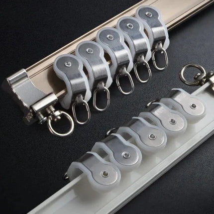 Fleksibel gardinskinne for buede vegger