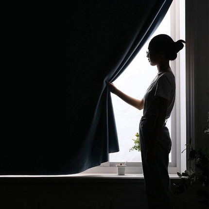 Mørkleggingsgardin med enkel borrelåsfeste