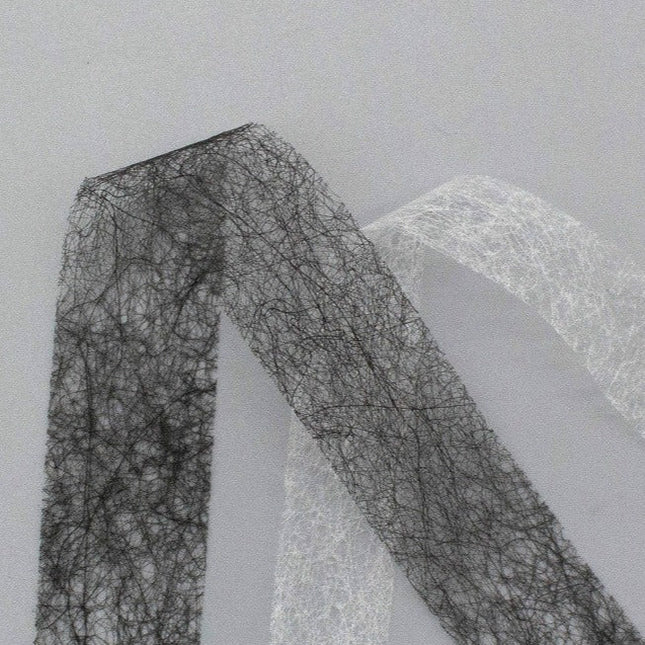 Fållbånd for gardiner uten å sy