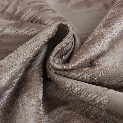 Gråbrun lystett gardin med mønster