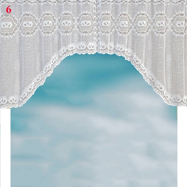 Klassisk blondekappe til kjøkkenvindu