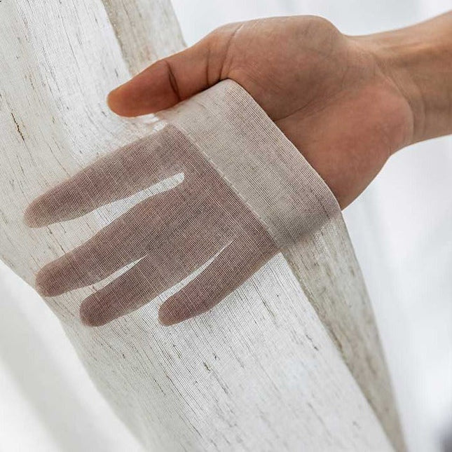 Tynn gardin i naturlig lin-look