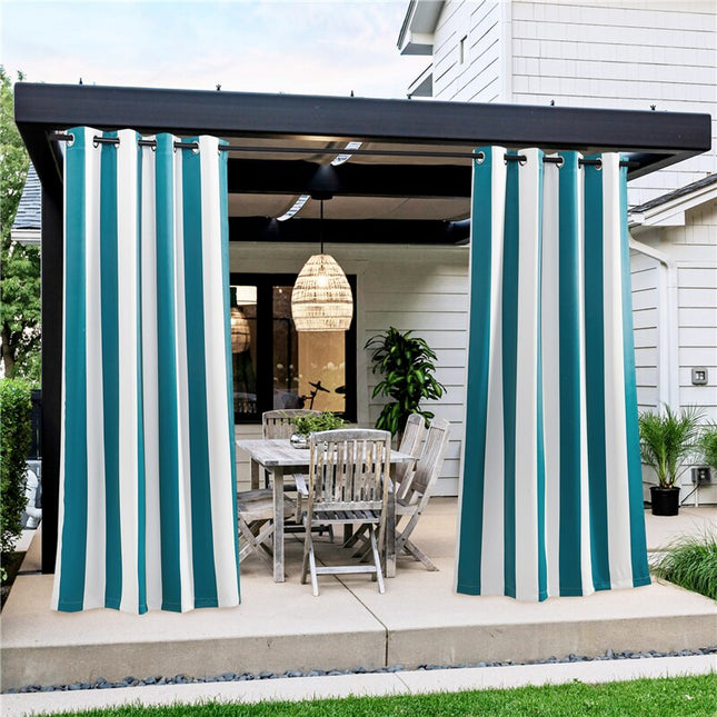 Stripete utegardin for balkong og terrasse