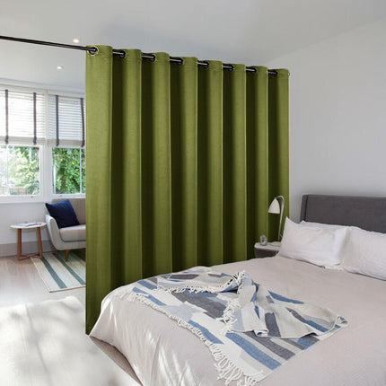 Lystett gardin egnet som romdeler