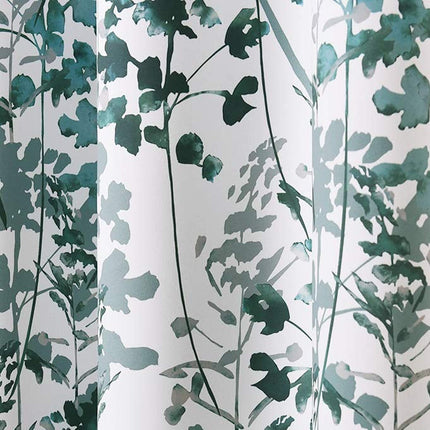 Gardin med grønt botanisk blomstermønster