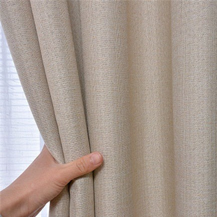 Elfenben mørkleggingsgardin for et lyst rom