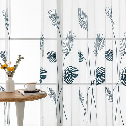 Tynn gardin med monstera bladmønster