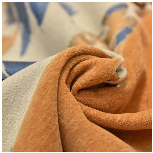 Lystett gardin med botanisk bladmønster