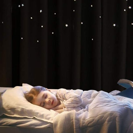 Mørkleggingsgardin med stjerner til barnerom
