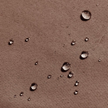 Brun utegardin med maljer for veranda