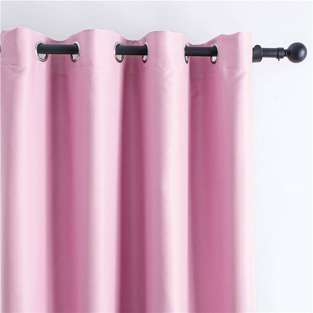 Rosa lystett gardin med maljer