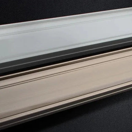 Fleksibel gardinskinne for buede vegger