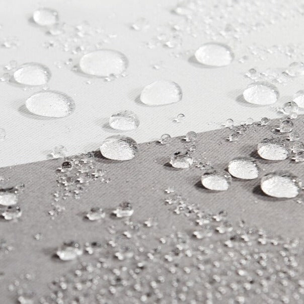 Stripete utegardin for balkong og terrasse