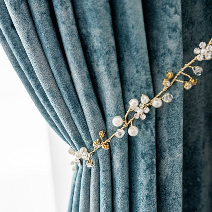 Luksuriøs lystett gardin i fløyelsstoff