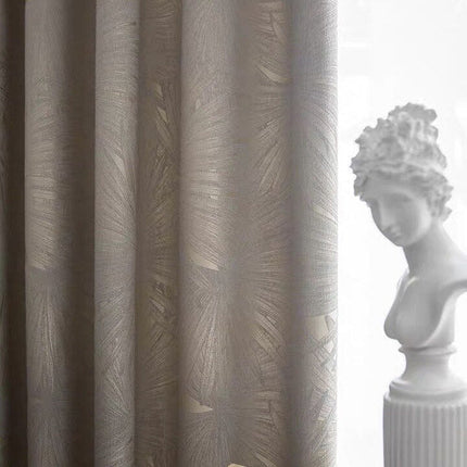 Lystett gardin Seki med diskret palmemønster