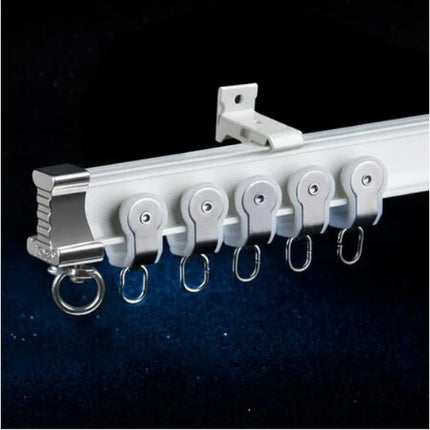 Fleksibel gardinskinne for buede vegger