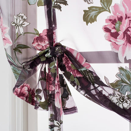 Liftgardin i voile med blomstermønster