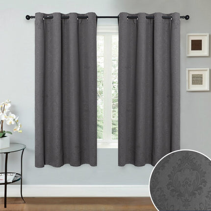 Lystett gardin med preget damaskmønster