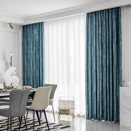 Luksuriøs lystett gardin i fløyelsstoff