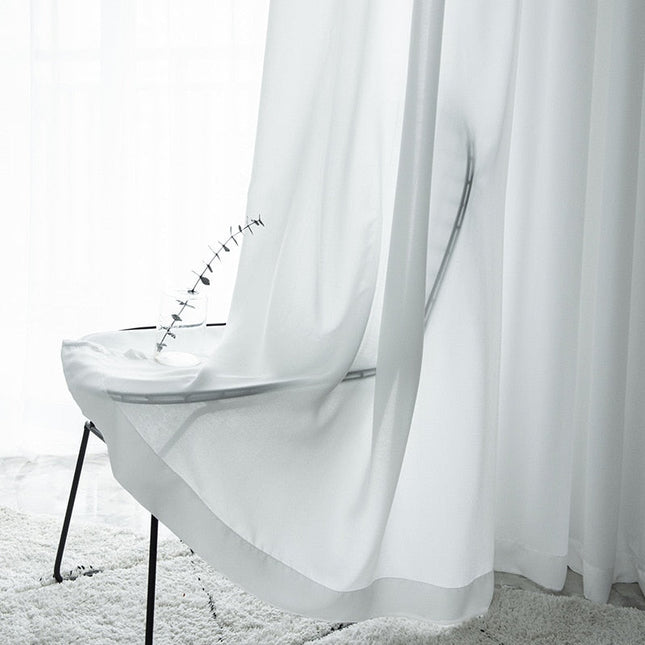 Klassisk og transparent voilegardin