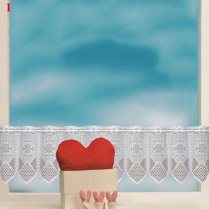 Klassisk blondekappe til kjøkkenvindu