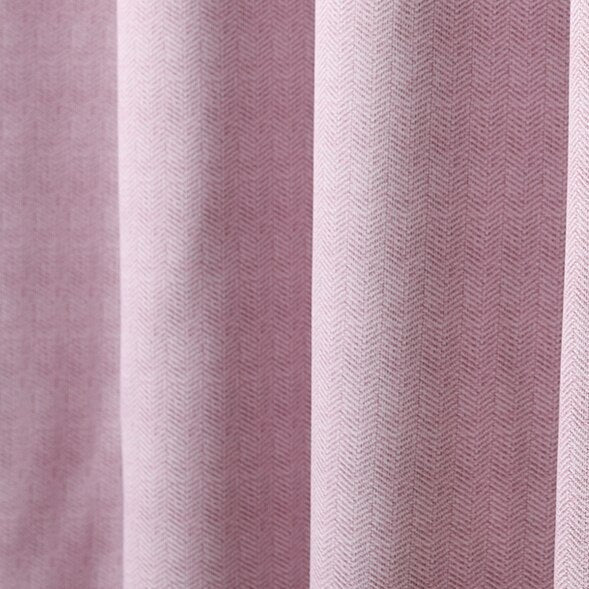 Strukturert lystett gardin med maljer