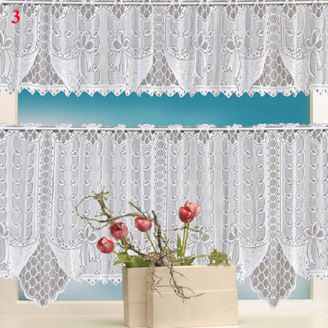 Klassisk blondekappe til kjøkkenvindu