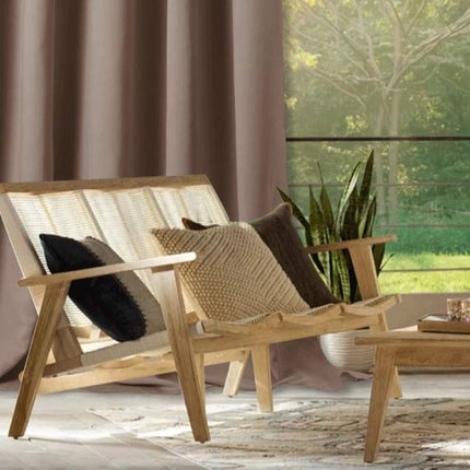 Brun utegardin med maljer for veranda