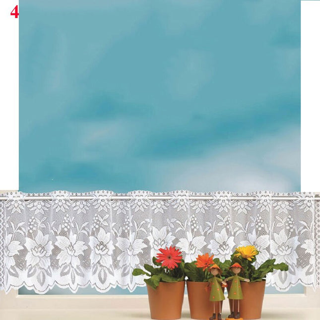 Klassisk blondekappe til kjøkkenvindu