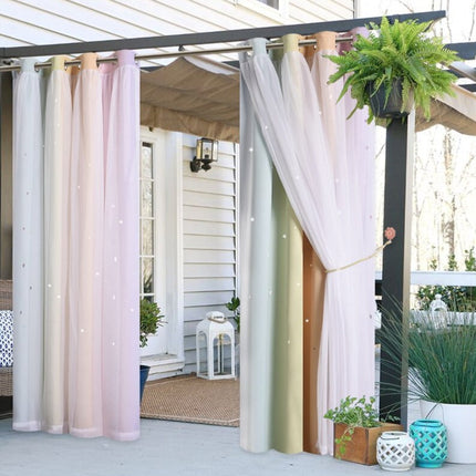 Fargerik florlett gardin for uteplass