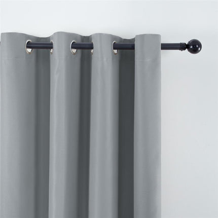 Grå mørkleggingsgardin Salto for stue