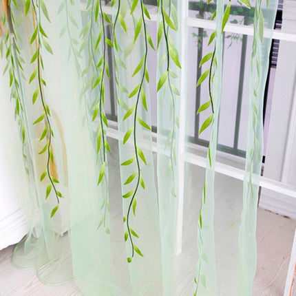 Tynn gardin med hengende blader