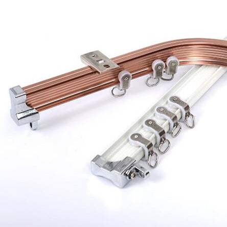 Fleksibel gardinskinne for buede vinduer