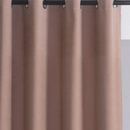 Lystett gardin i gammelrosa farge