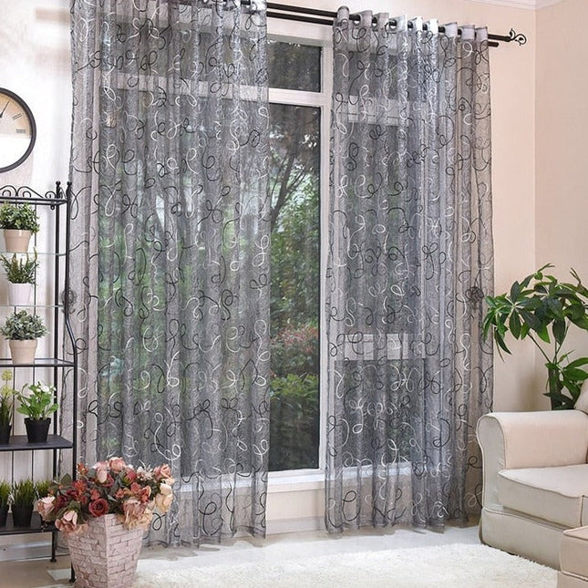 Tynn gardin med abstrakt broderi