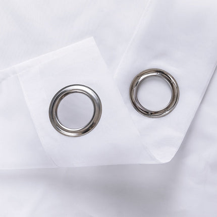 Lysfiltrerende tynn gardin med maljer