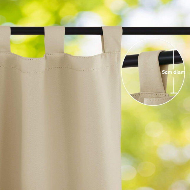 Beige vanntett gardin for veranda ute