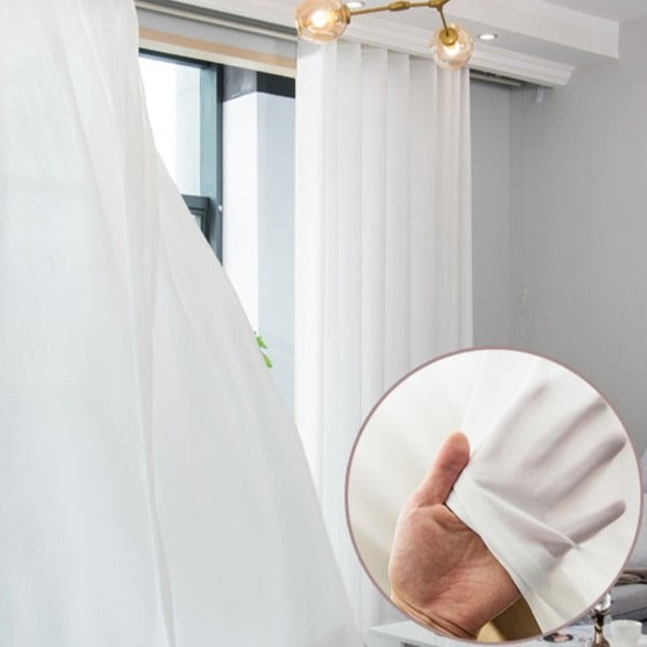 Klassisk og transparent voilegardin