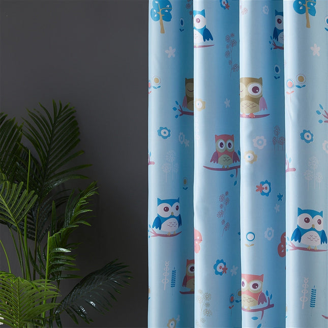 Lystett gardin til barnerom med ugler