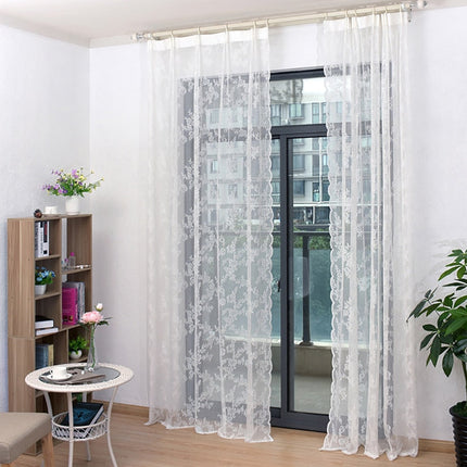 Hvit blondegardin til stue og soverom