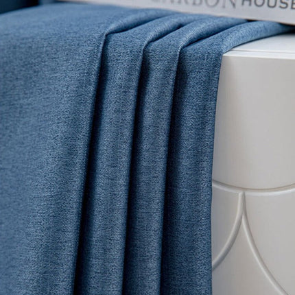 Panelgardin med moderne denim-look stoff