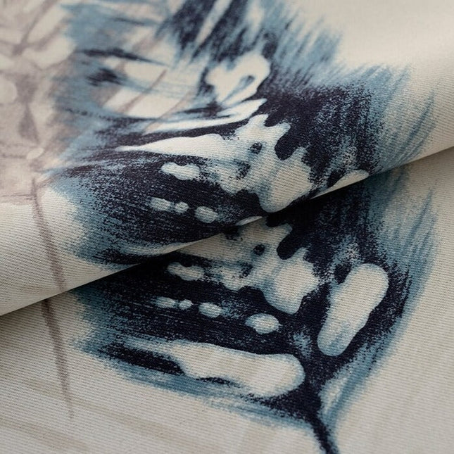 Lystett gardin med moderne fjærmotiv