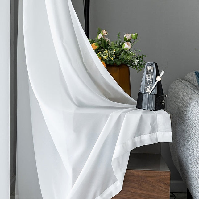 Tettvevd og elegant voilegardin