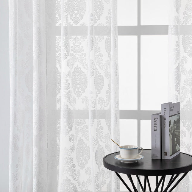 Elegant tyllgardin med barokk jacquardmønster