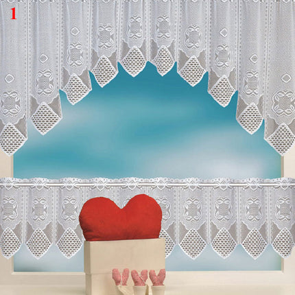 Klassisk blondekappe til kjøkkenvindu