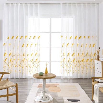 Tynn gardin med broderte gule strå