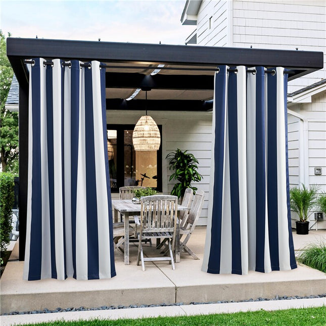 Stripete utegardin for balkong og terrasse